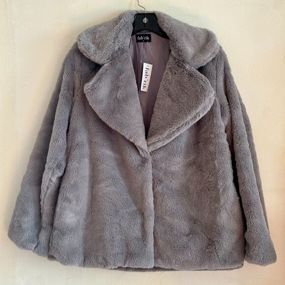 fab'rik Jackets & Blazers - NWT Grey Cozy Soft Fleece Teddy Jacket Size S